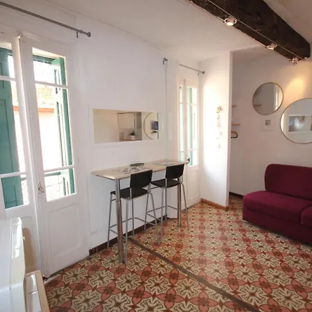 Treille 2 2eme Etage *